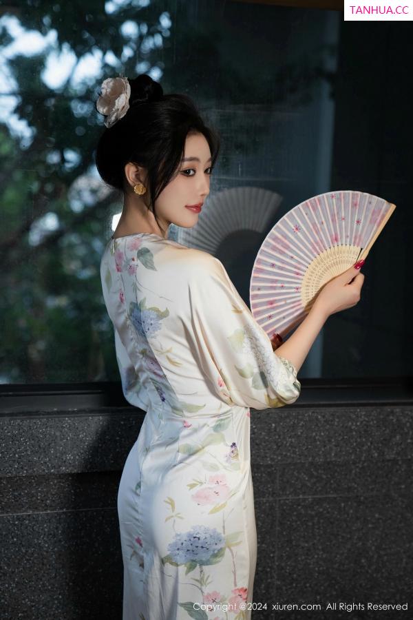 杨晨晨 sugar小甜心CC [XiuRen]高清写真图 2024.11.19 No.9470 杨晨晨Yome 丝袜美腿第10张图片